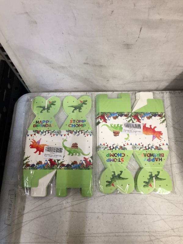 Photo 2 of 12Pcs Dinosaur Gift Boxes, Dinosaur Birthday Party Supplies, Paper Treat Boxes, Dinosaur Party Favor Boxes Theme Birthday Party Decorations Treat Boxes Perfect for Kids Girl Boy Child
2 pack 