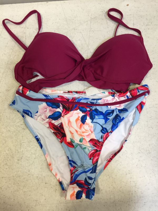 Photo 1 of  CUPSHE Women's Bathing Suit Size M