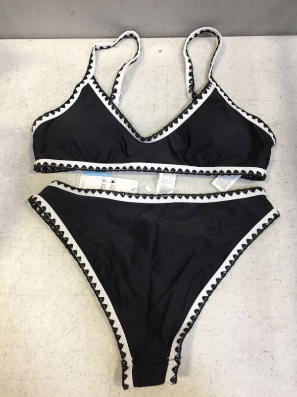Photo 2 of Black And White Crochet Bikini Size M
