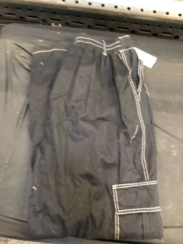 Photo 1 of straight leg cargo pants size xl 