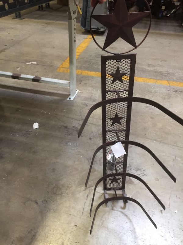 Photo 3 of BestGiftEver Metal Star 4 Cowboy Hat Rack Fold-Up Wall Hanging Decoration Rustic Western Style
