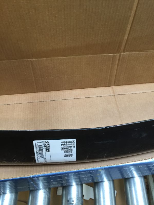 Photo 1 of AVS 00-06 Chevy Tahoe High Profile Bugflector II Hood Shield - Smoke
