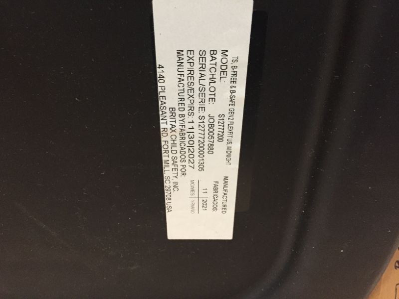 Photo 8 of Britax B-Free & B-Safe Gen2 Flexfit Travel System, Midnight
--- FACTORY SEALED ----