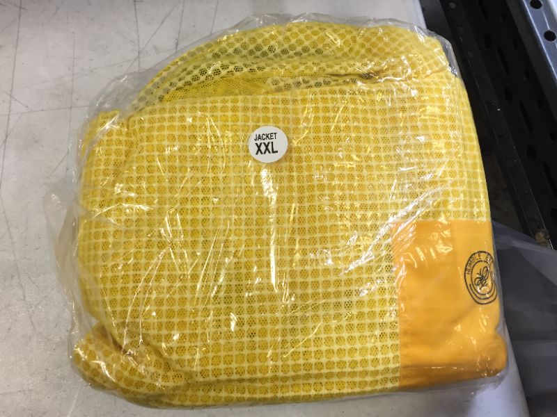 Photo 2 of Humble Bee 520 Aero Beekeeping Smock with Round Veil
