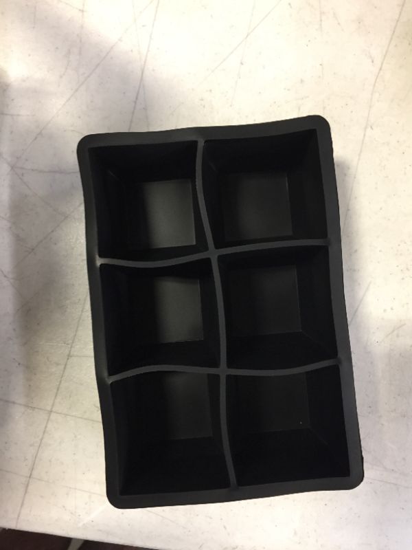 Photo 4 of 3 pack of ice cube trays 18 slots total