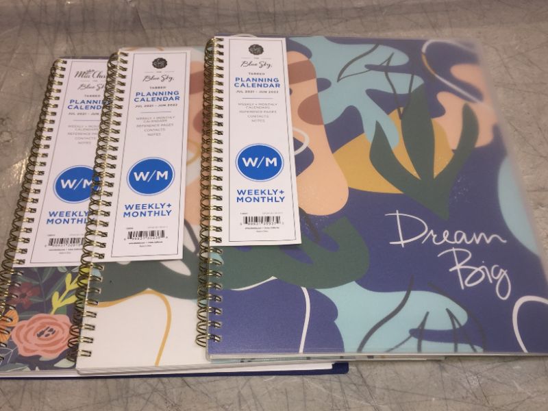 Photo 1 of 3 PACK PLANNERS PLANNING CALENDARS JUN 2021 - JUN 2022
