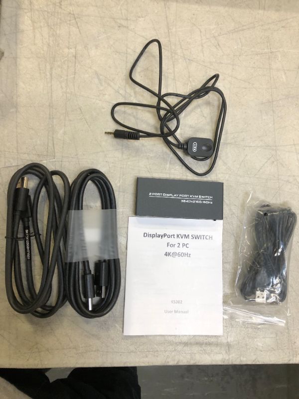 Photo 1 of Displayport  KVM Switch for 2 PC