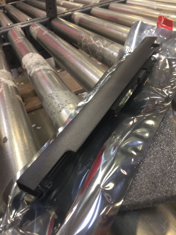 Photo 1 of Laptop Battery Replace for HP 807956-001 807957-001 807612-831 HP 250 255 G4 Notebook