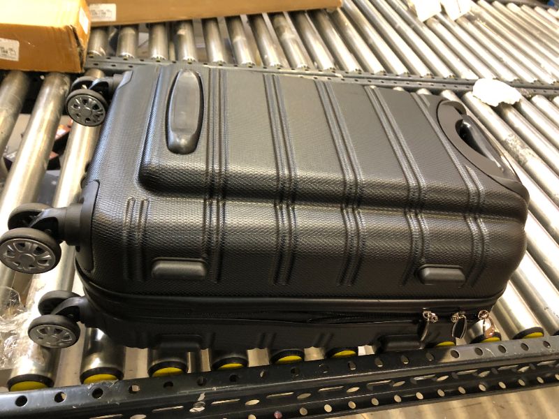 Photo 1 of 20" ROLLER SUITCASE 