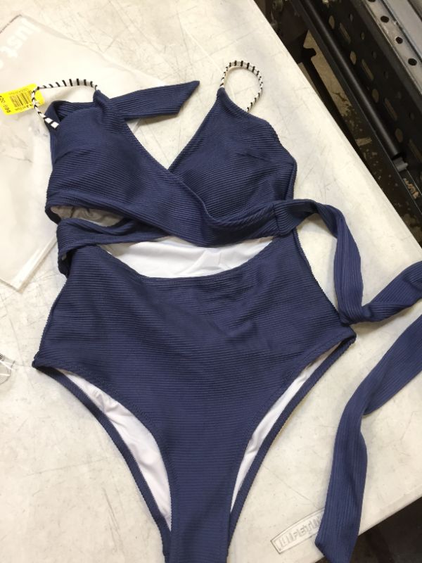 Photo 3 of Charlie Cutout One Piece Swimsuit  Size MEDIUM 