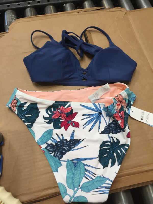 Photo 1 of CUPSHE WOMEN'S SIZE LARGE 2 PIECE BATHING SUIT