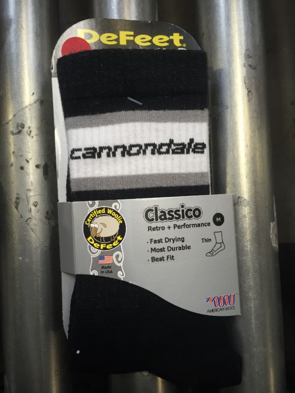 Photo 1 of Cannondale 2013 Classico Wool Socks By Defeet Black Medium - 3s444m/blk, Medium

