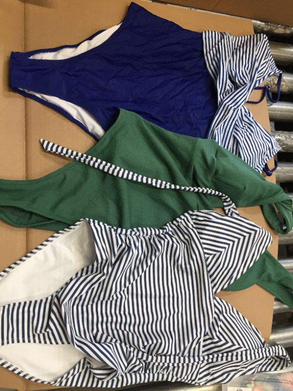 Photo 1 of ASSORTMENT OF CUPSHE WOMEN'S BATHING SUITS, 10 TOTAL BATHINGSUITS (1 & 2 PIECE) , ALL SIZE MEDIUM 