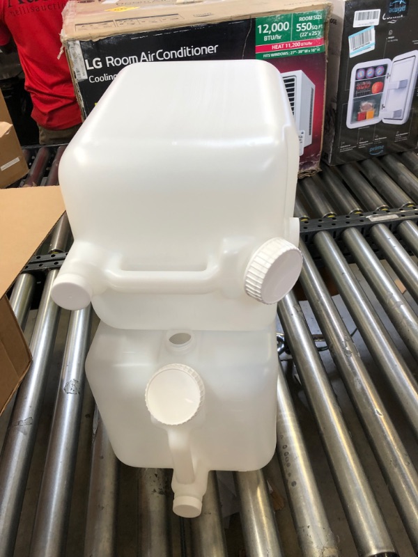 Photo 1 of 2 5 Gallon Plastic containers
missing one cap
