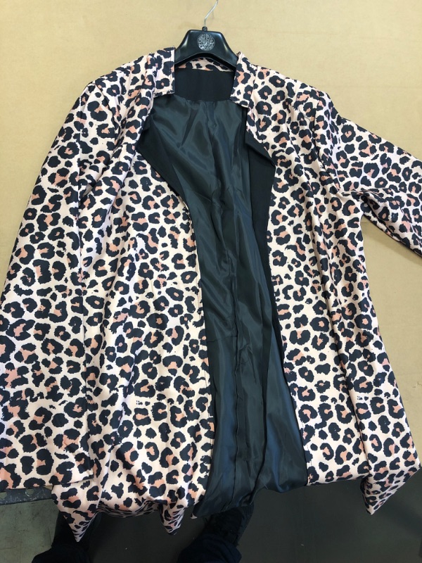 Photo 1 of CHEETAH PRINT JACKET
LARGE