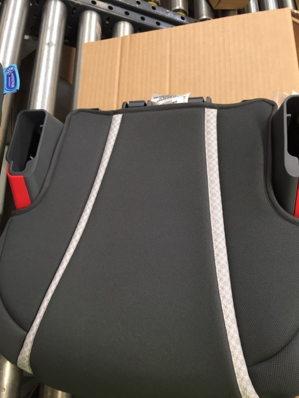 Photo 4 of Graco - TurboBooster Highback Booster Car Seat - Glacier