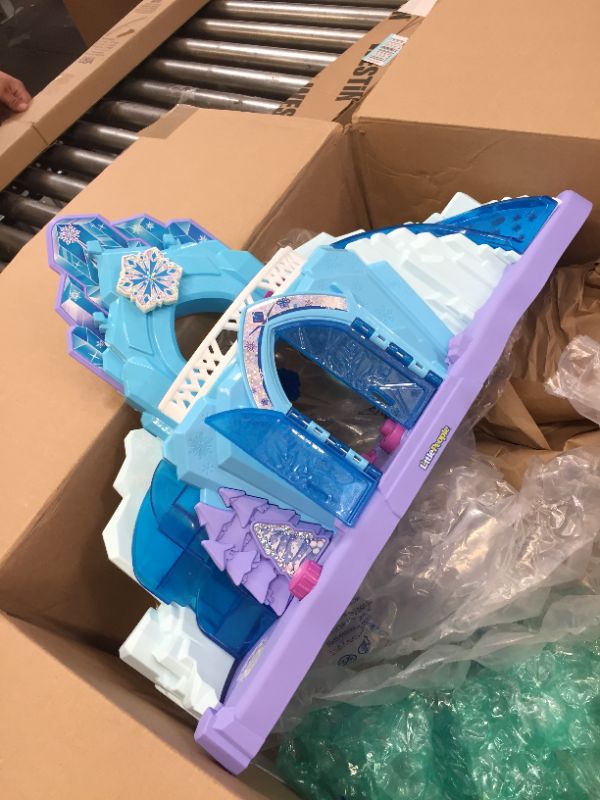Photo 1 of Small ice castle play set