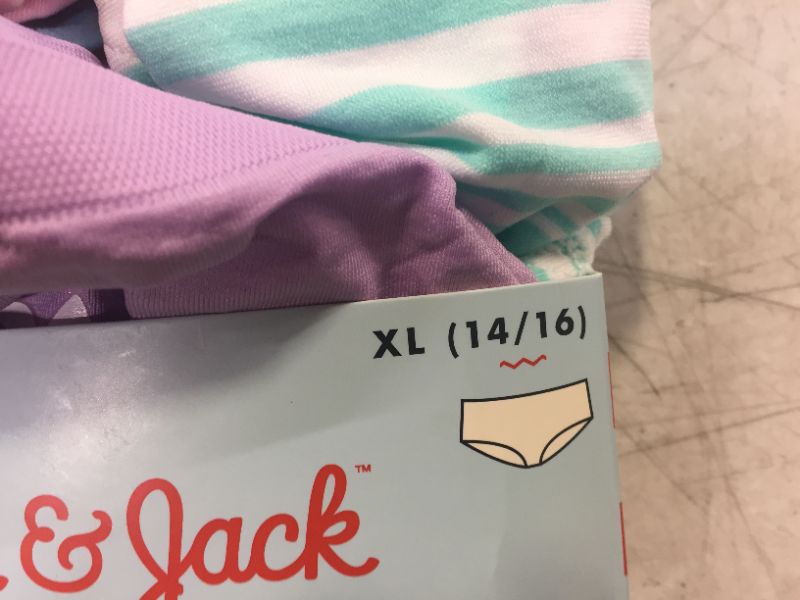 Photo 3 of Girls' 5pk Unicorn Seamless Hipster - Cat & Jack™ size extra large

