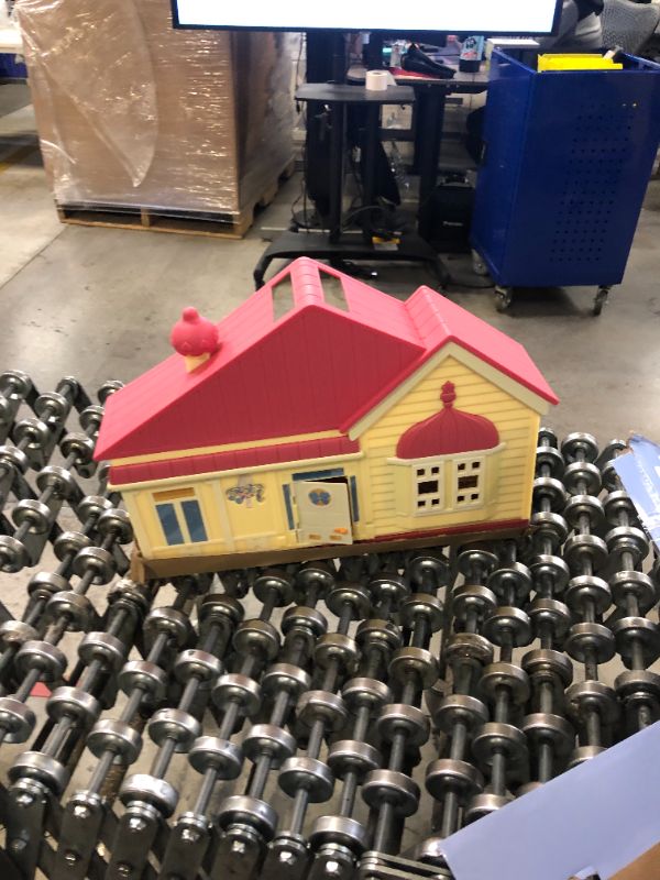 Photo 1 of Bluey Mega Bundle Home, BBQ Playset, and 4 Figures | Amazon Exclusive
