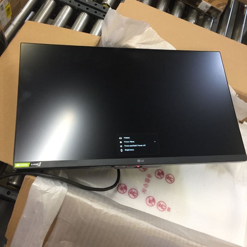 Photo 3 of LG - 27" Full HD Gaming Monitor NVIDIA G-SYNC Compatibility with AMD FreeSync Premium
