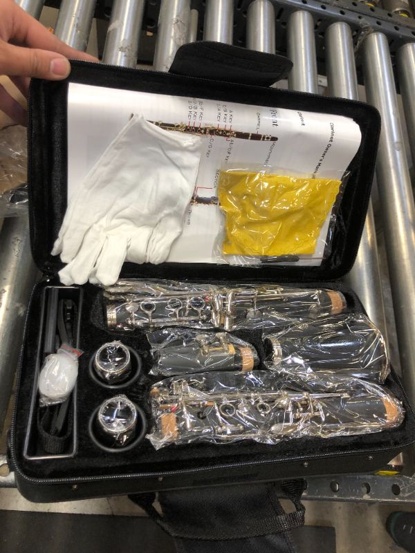 Photo 1 of clarinet set 