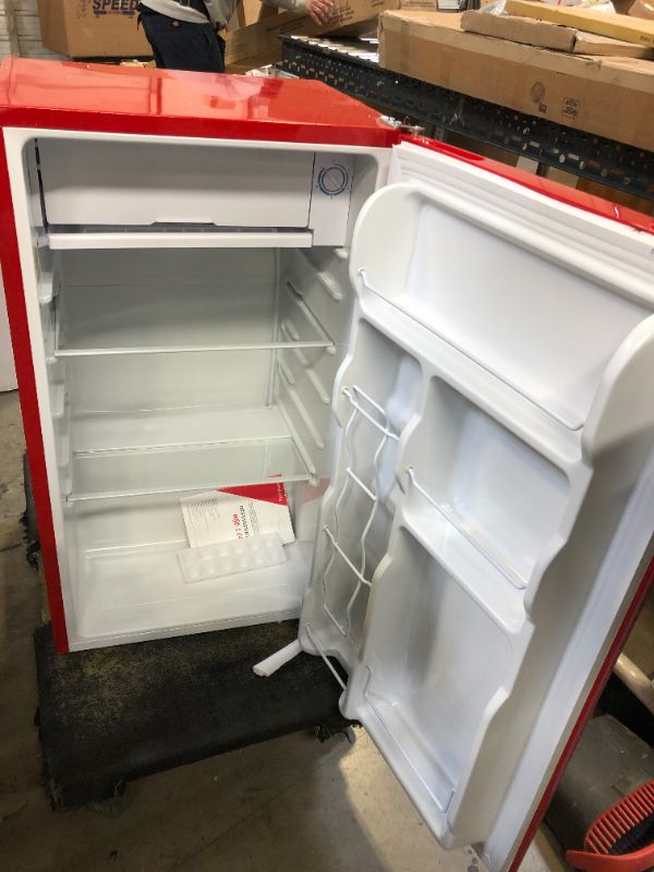 Photo 3 of Frigidaire 3.2 Cu. Ft. Retro Compact Refrigerator with Side Bottle Opener EFR376, Red
** COUPLE DINGS **
