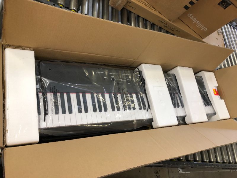 Photo 2 of Alesis Recital , 88-Key Beginner Digital Piano with Full-Size Semi-Weighted Keys