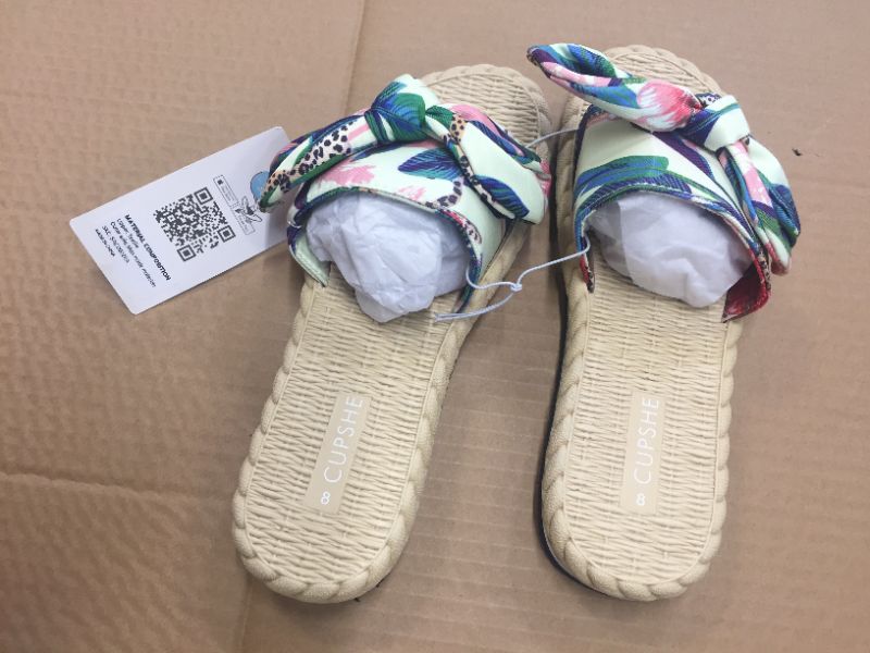 Photo 1 of CUPSHE SANDALS SIZE 8