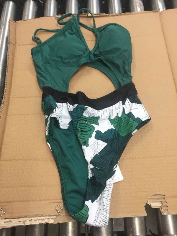 Photo 1 of CUPSHE 1 PIECE BATHING SUIT