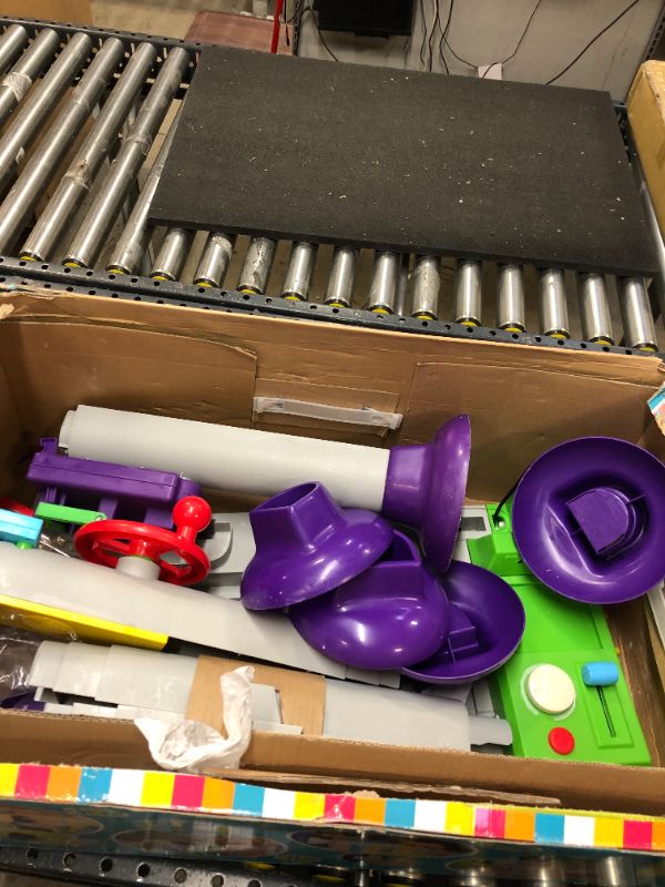 Photo 1 of Little Tikes STEM Jr. Wonder Lab Toy with Experiments for kids Multicolor, 28.00 L x 16.00 W x 33.50 H Inches
