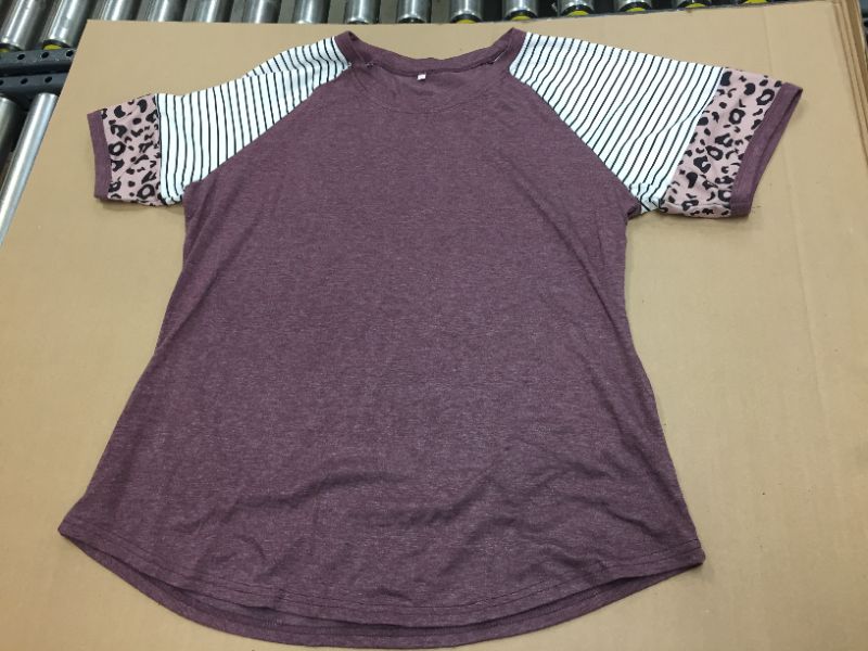 Photo 2 of WOMEN'S XLARGE TSHIRT