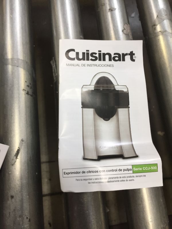 Photo 2 of Cuisinart CCJ-500 Pulp Control Citrus Juicer - Stainless Steel