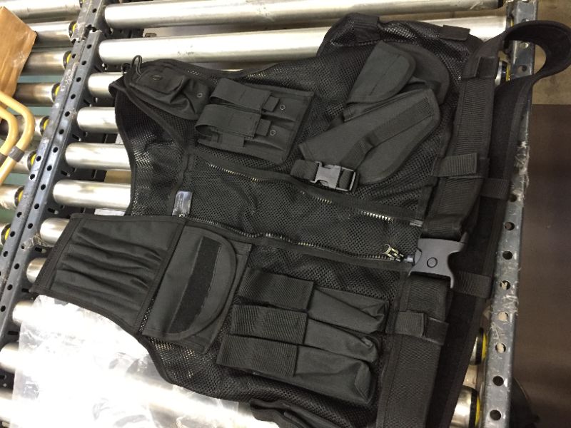 Photo 1 of XTRA LARGE TACTICAL VEST 