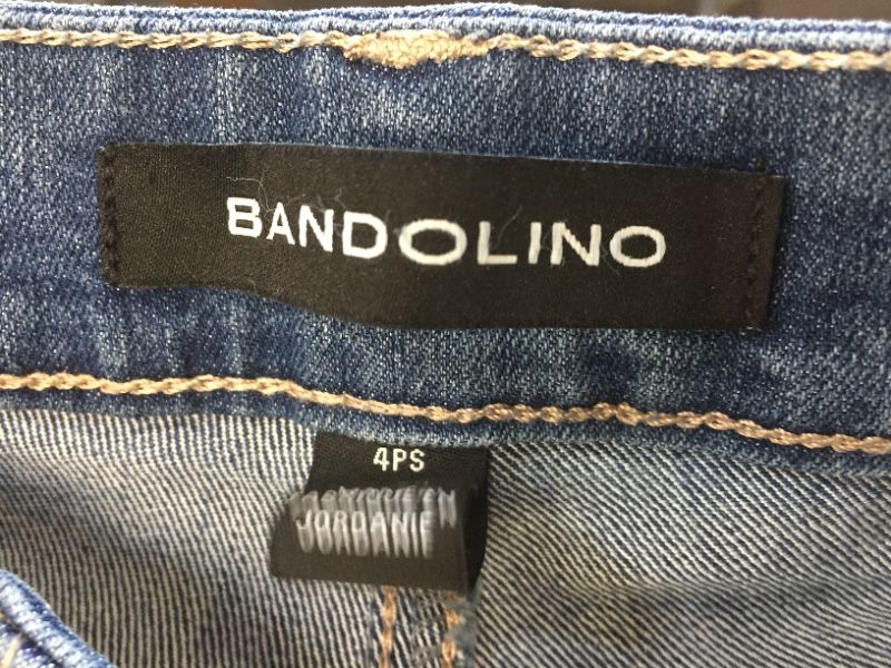 Photo 2 of Bandolino Women's Mandie Signature Fit 5 Pocket Jean
