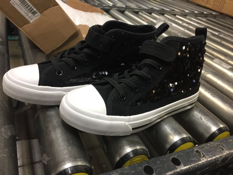 Photo 2 of Toandon Sparkle Color Change Flipping Sequins High Top Casual Canvas Shoes for Kids
size 3 