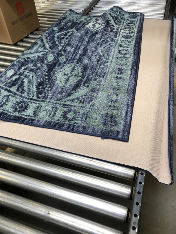 Photo 1 of 3FT X 5FT AREA RUG 
