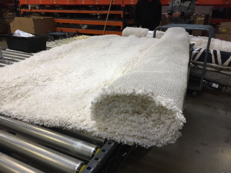 Photo 4 of Eyelash Woven Shag Rug - Project 62™

7'X10'