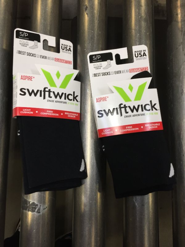 Photo 2 of Swiftwick ASPIRE FOUR Trail Running, Cycling quarter Crew Socks, Firm Compression Fit SMALL 2PK
