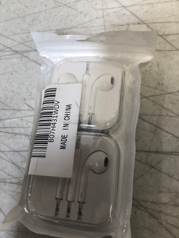 Photo 2 of 2 Pack Headphones, Earphones with Remote and Mic 3.5mm Earbuds Standard Retail Packaging Wired Ear Buds for thalgo Compatible Apple iPhone 6/6s 6 plus/6s Plus, iPad iPod, Samsung Galaxy and Android