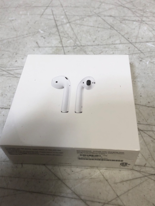 Photo 2 of Apple AirPods (2nd Generation)

