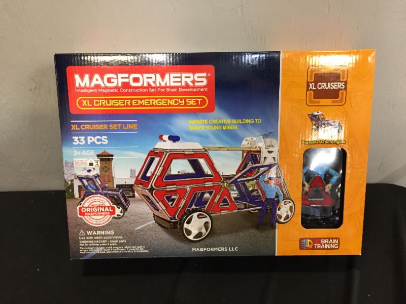Photo 2 of Magformers XL Cruisers Emergency Set (33-pieces)
