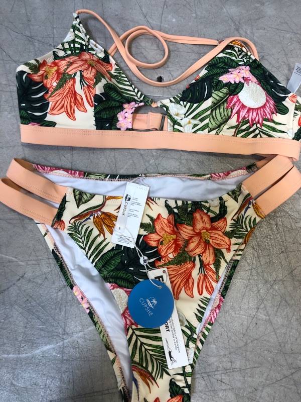 Photo 1 of 2 Piece Floral Leafy Bathing Suit Swimwear Size Small NEW