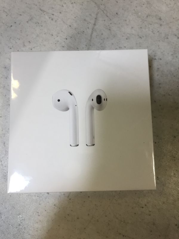 Photo 3 of Apple AirPods (2nd Generation)
