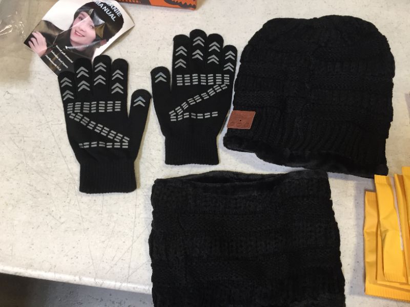 Photo 1 of 3 piece beanie gloves set 