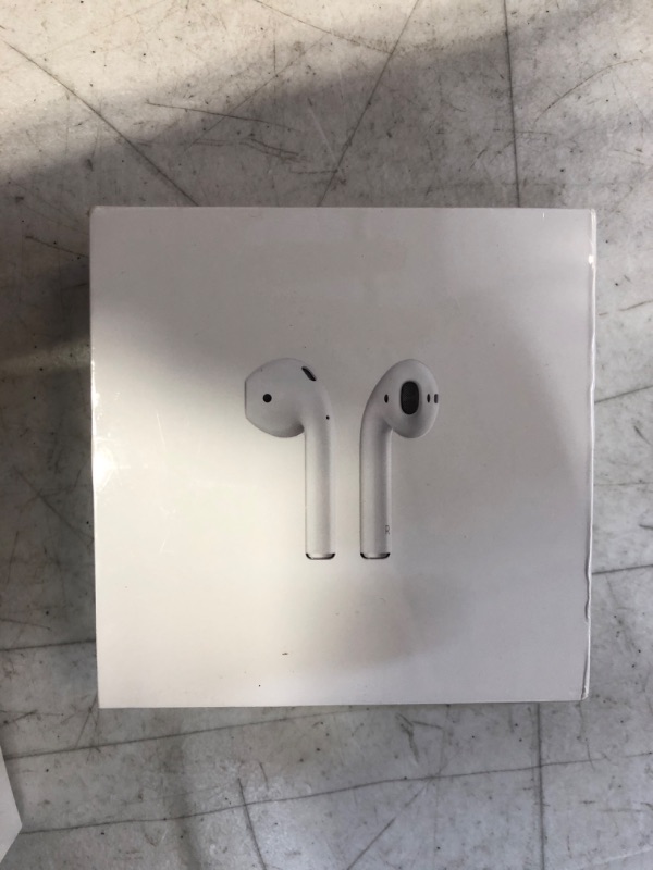 Photo 1 of Apple AirPods (2nd Generation)
