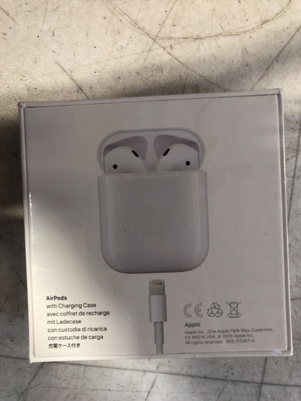 Photo 1 of Apple AirPods (2nd Generation)
