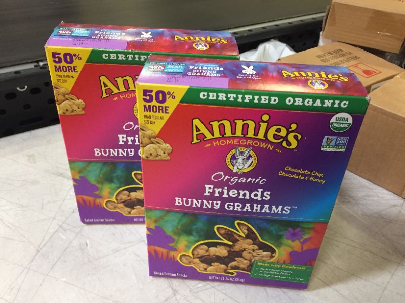 Photo 2 of 2 Annie's Organic Friends Bunny Graham Snacks, Chocolate Chip, Chocolate & Honey, 11.25 oz. Box
