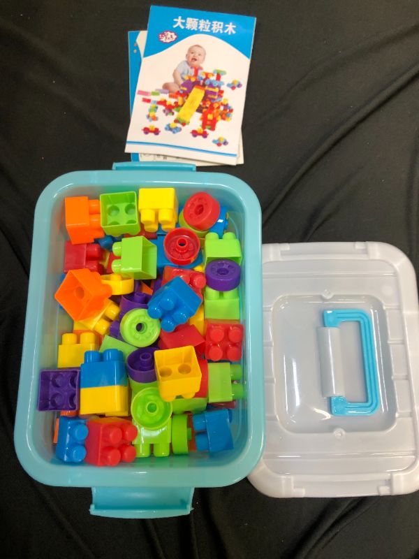 Photo 1 of connecting plastic toys for children 