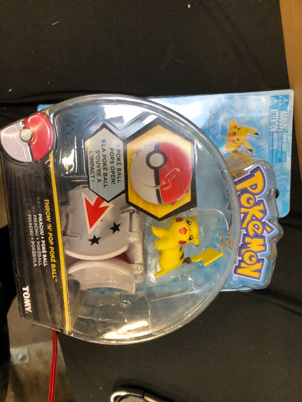 Photo 1 of Pokemon Throw 'N' Pop Poke Ball 2 inch Action Figure - Rockruffand Ultra Ball