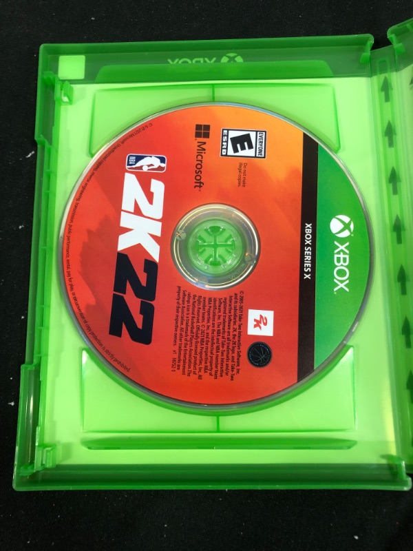 Photo 3 of NBA 2K22 - Xbox Series X
